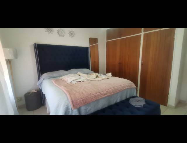 2 BEDROOM FLAT FOR SALE IN VEREENIGING CENTRAL